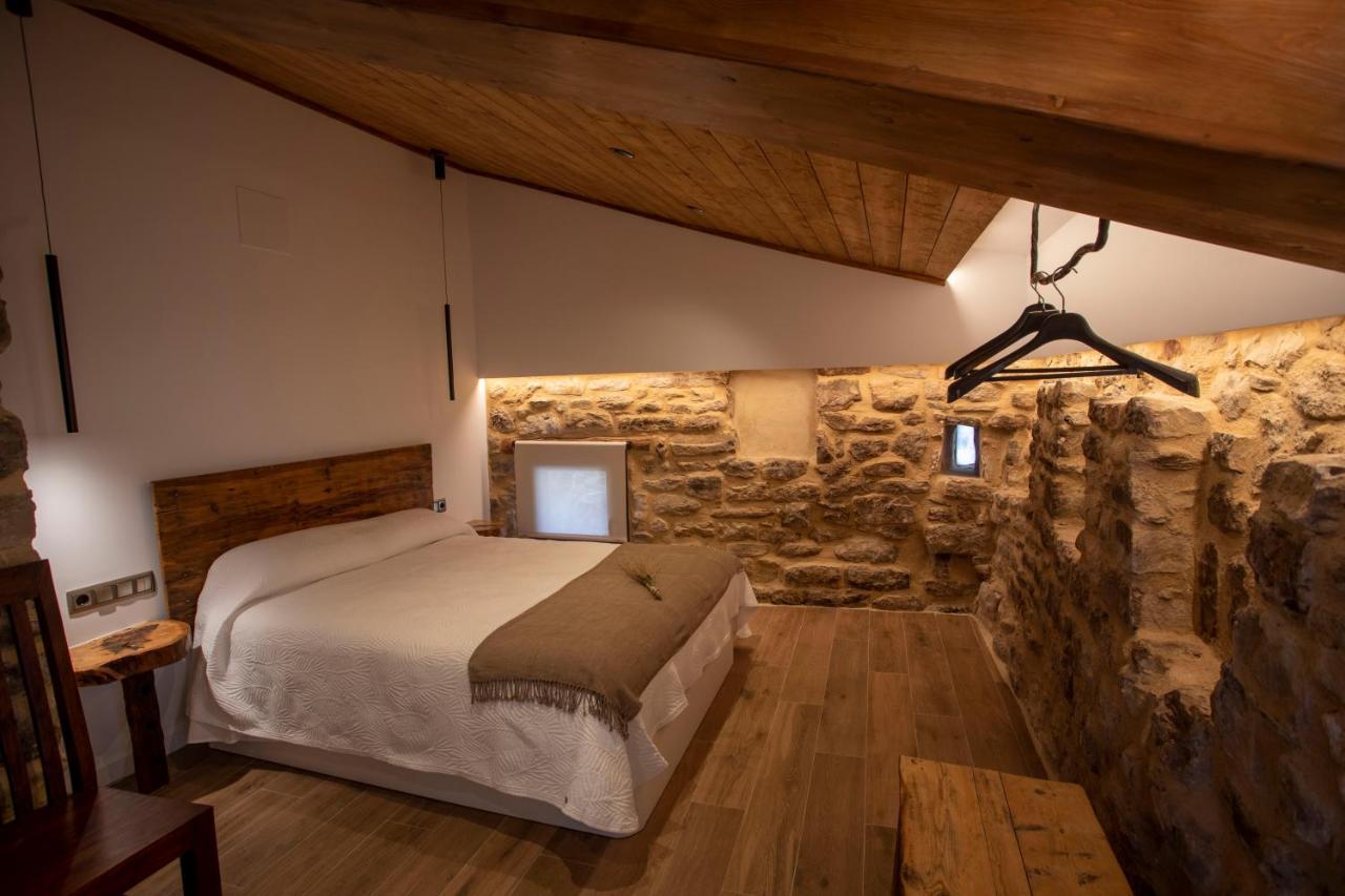 Casa Sanui. Turistics Rurals * Estorm
